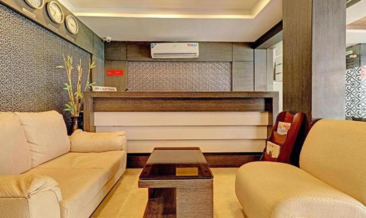 Pine Tree Boutique Hotel Ченнаї Екстер'єр фото