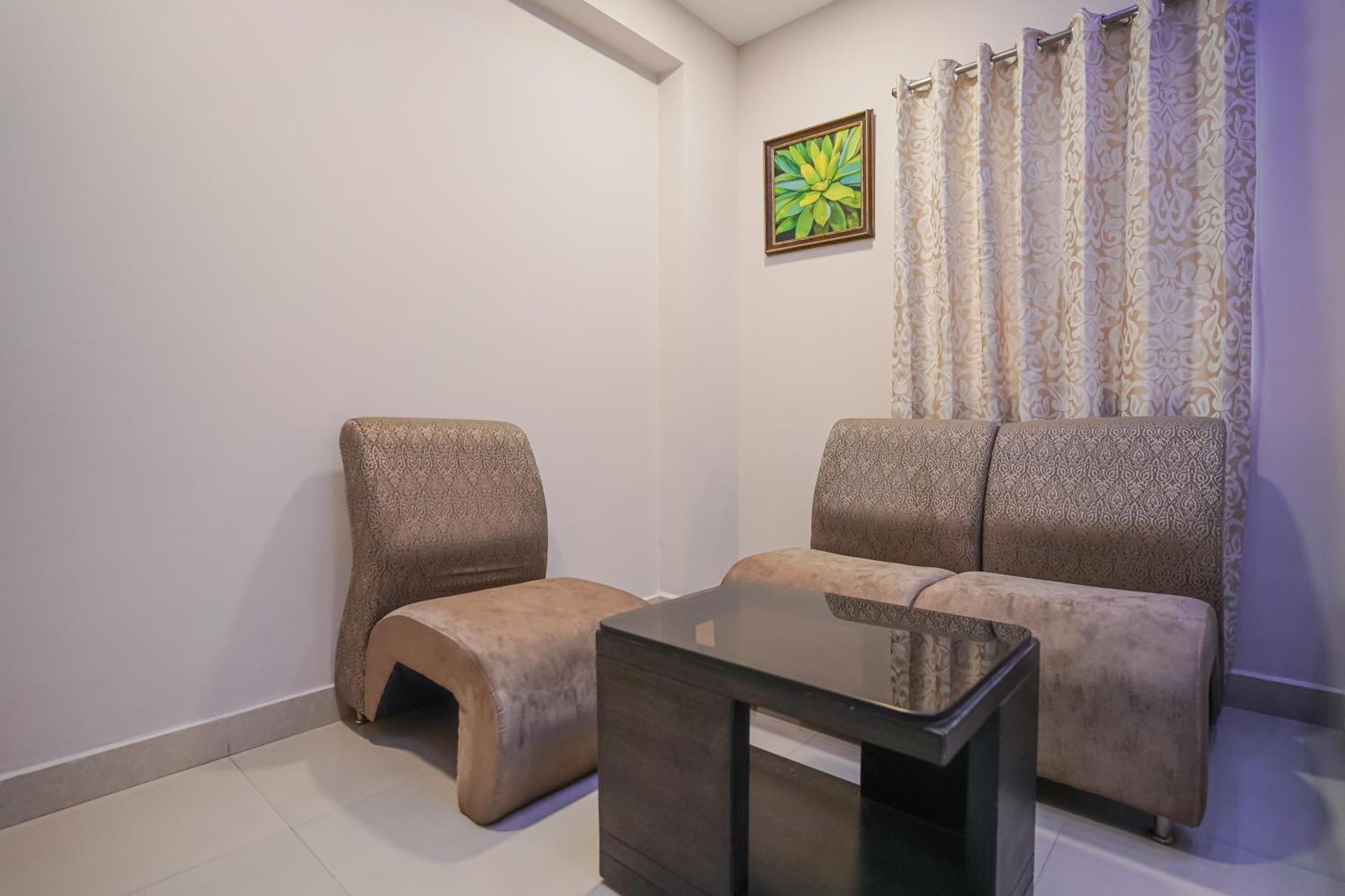 Pine Tree Boutique Hotel Ченнаї Екстер'єр фото