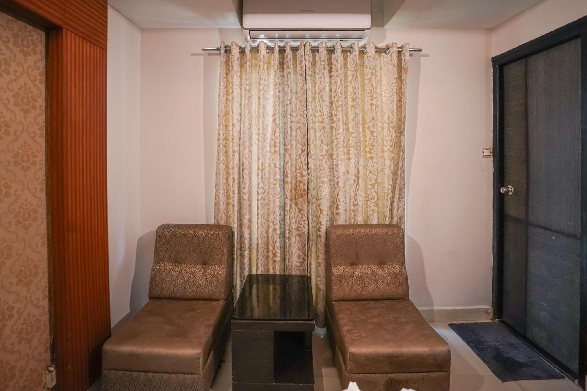 Pine Tree Boutique Hotel Ченнаї Екстер'єр фото